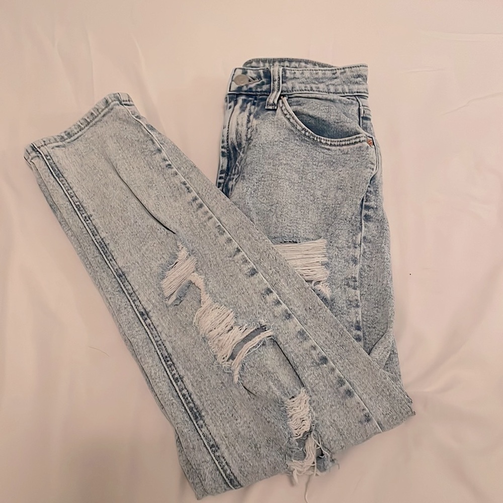 Wild fable light washed mom jeans ‼️NWOT‼️